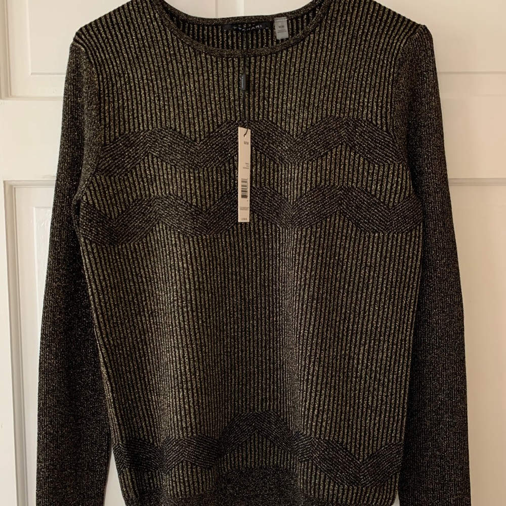 Black and gold ttahari long sleeve